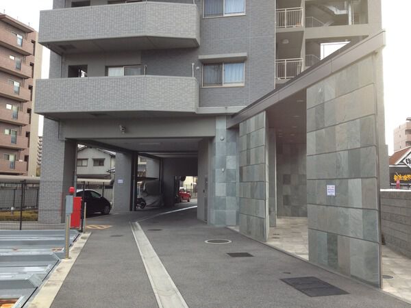 【D’クラディア西原駅前】アプローチ 【D’クラディア西原駅前】アプローチ