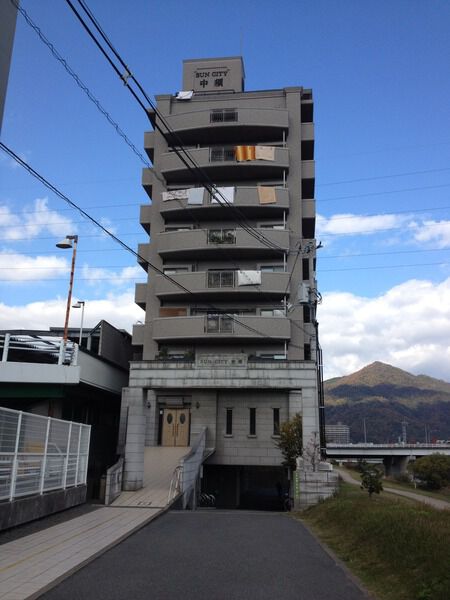 【サンシティ中須】外観
