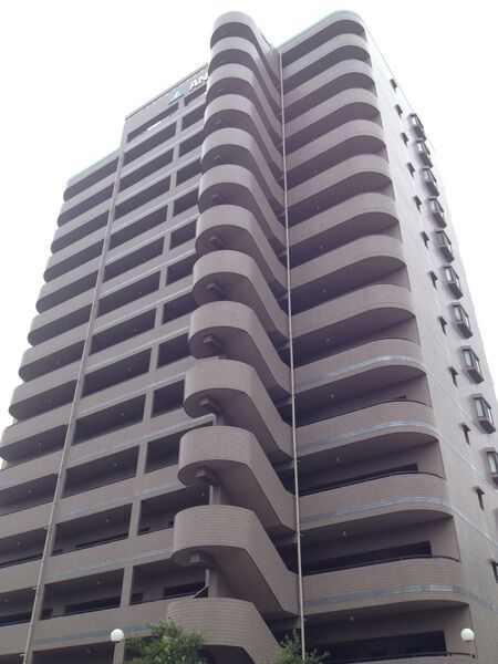 【サーパス博多駅前】外観写真 【サーパス博多駅前】外観写真