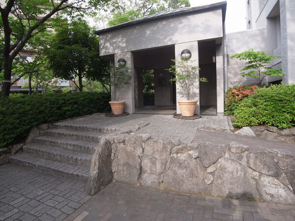 【シーサイドももちヴェルデコート】エントランス