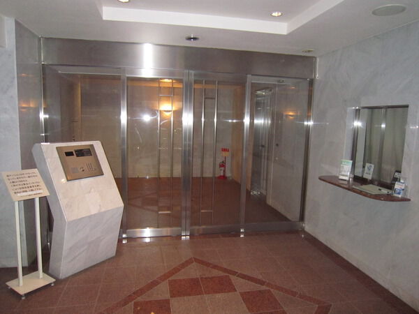 【シティハイツ麻布十番】エントランス内 【シティハイツ麻布十番】エントランス内