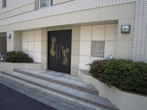 【東急ドエルアルス麻布十番】エントランス 【東急ドエルアルス麻布十番】エントランス
