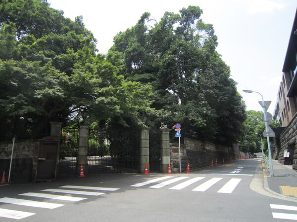 【三田ホウレーン】前面道路から