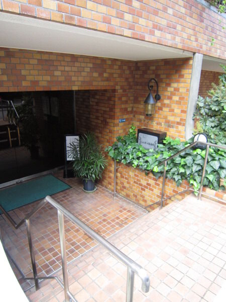 【シャンボール南麻布】エントランス 【シャンボール南麻布】エントランス