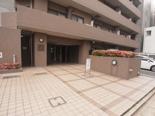 【インフィニティ三田】マンション入口