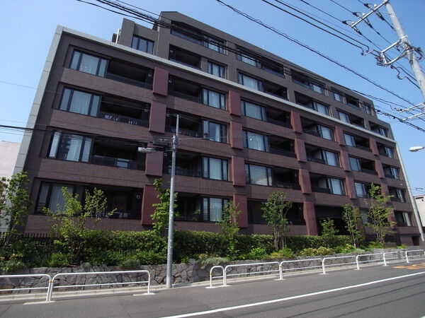 【ヴィークコート市谷加賀町】外観