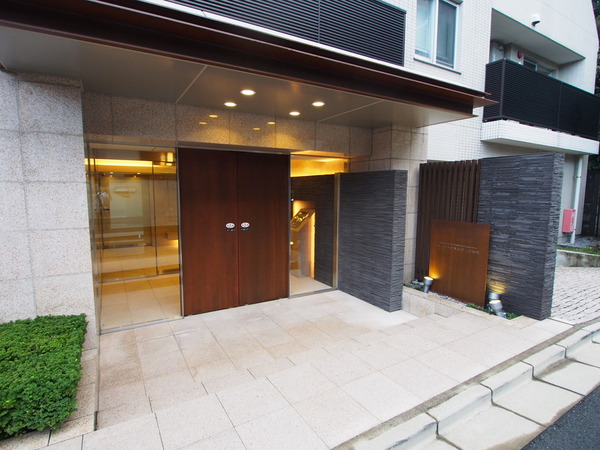 【パークハウス市谷二十騎町】エントランス 【パークハウス市谷二十騎町】エントランス