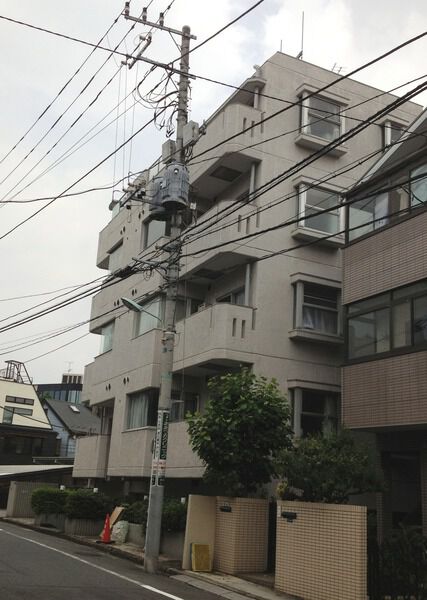 メイゾン西麻布