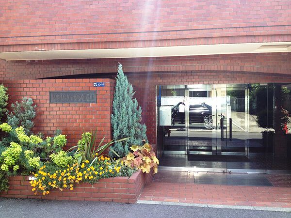 【サマリヤガーデン南青山】エントランス 【サマリヤガーデン南青山】エントランス