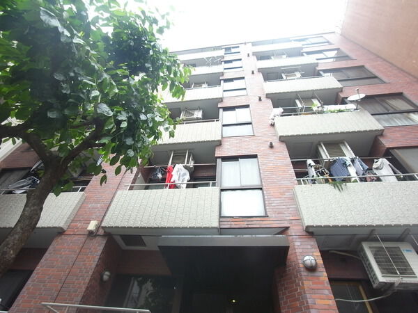 【日興パレス外苑】外観 【日興パレス外苑】外観