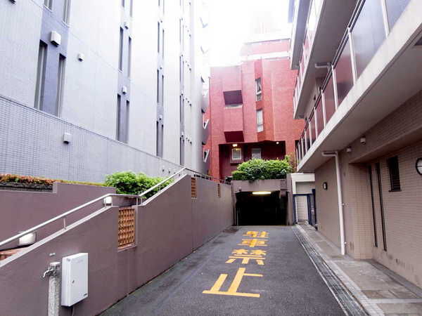 【赤坂ロイヤルマンション】外観