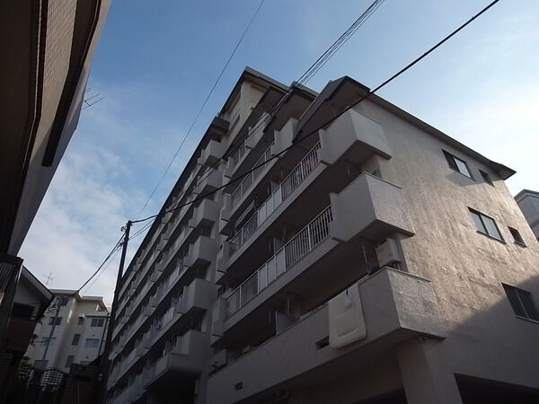 ニュー白金マンション 2枚目 ニュー白金マンション