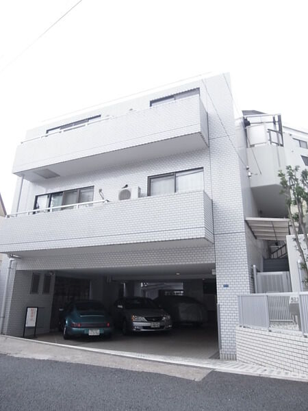 ラミアール白金台