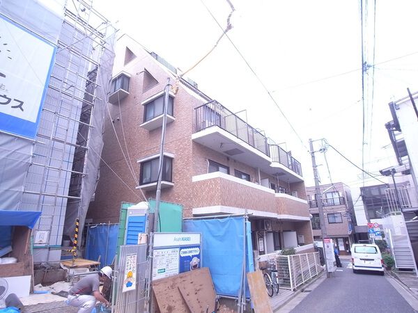 【ライオンズマンション豪徳寺第3】外観