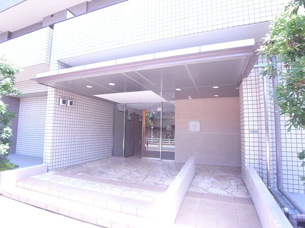 【東急ドエル・アルス世田谷ネクステージ】エントランス