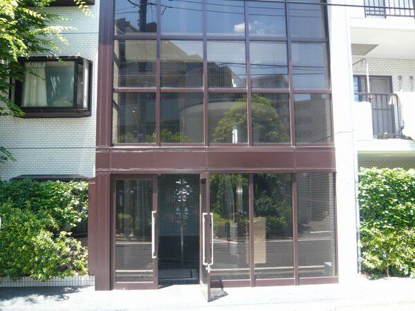 【GSハイム千歳船橋】エントランス 【GSハイム千歳船橋】エントランス