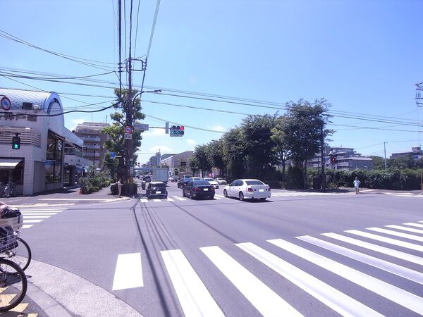 【メインステージ千歳船橋】前面道路