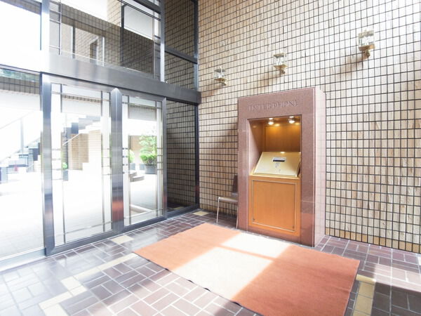 【グランドメゾン成城】エントランス