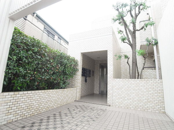 【パークハイム祖師谷1丁目】エントランス 【パークハイム祖師谷1丁目】エントランス