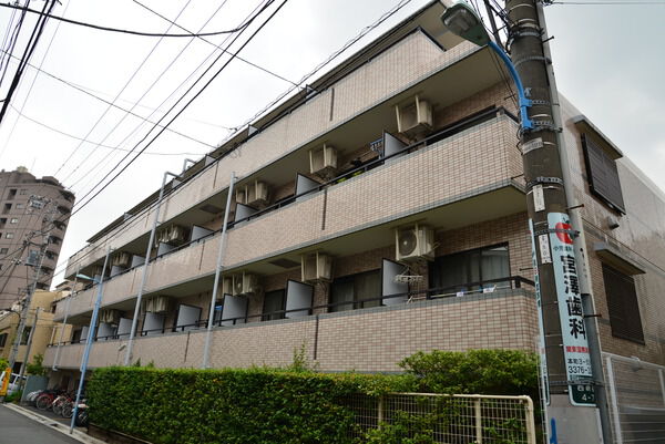 モアエミネンス西新宿