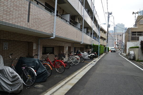 モアエミネンス西新宿