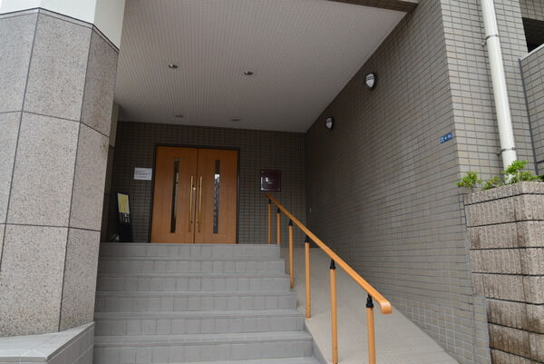 ユニーブル新宿西