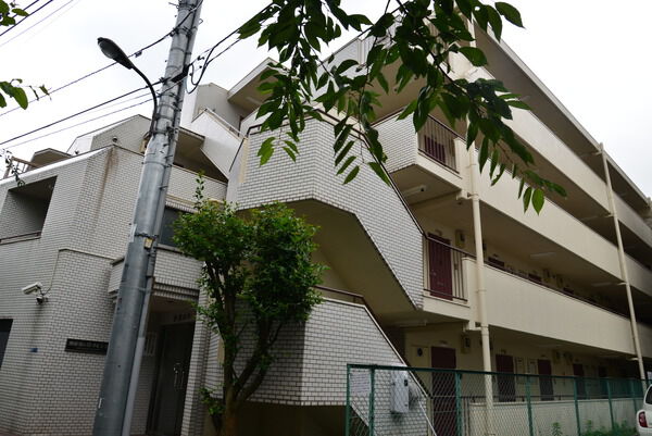 西新宿第２ローヤルコーポ