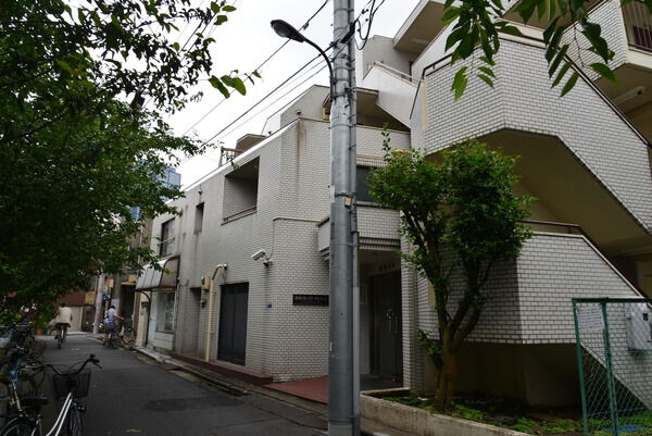 西新宿第２ローヤルコーポ