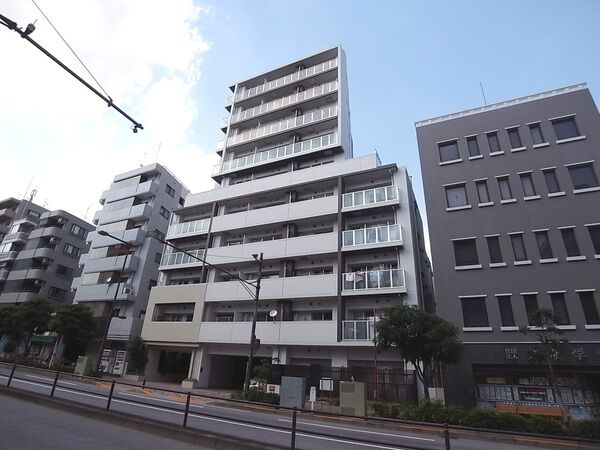 ラコスタ新宿余丁町
