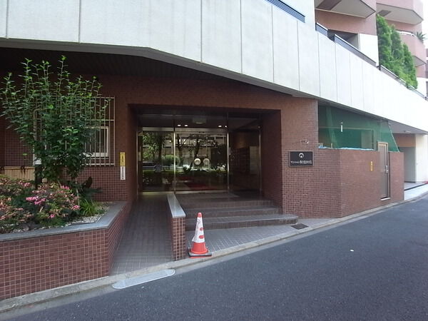 マンション新宿御苑