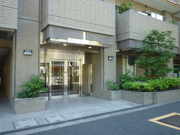 ウィン新宿若松町