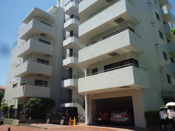 ルミナール若松町