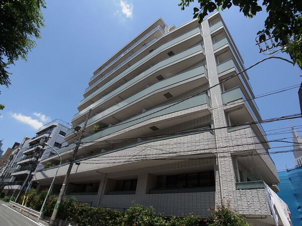 【アイディーコート代々木神宮の杜】建物外観