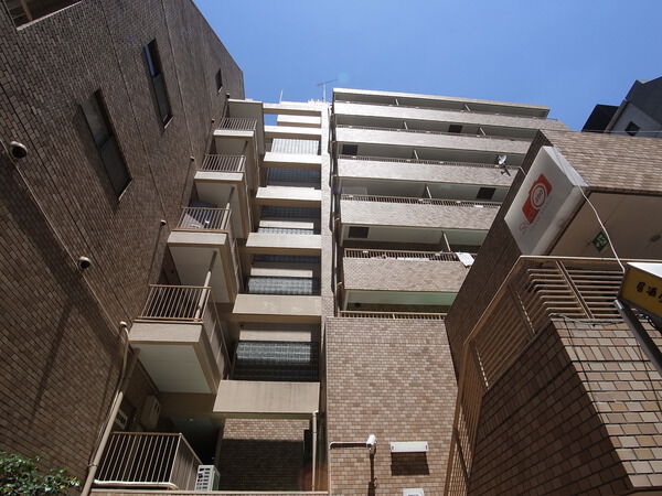 【ヴェラハイツ代々木】建物外観 【ヴェラハイツ代々木】建物外観