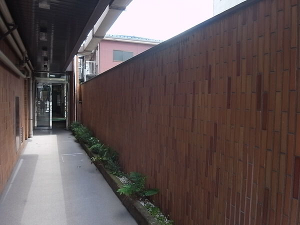 【ローヤルハイム】エントランス