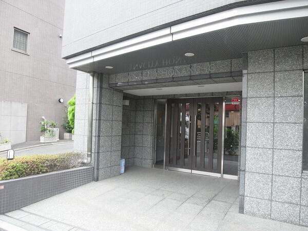 【ダイナシティ方南町】エントランス