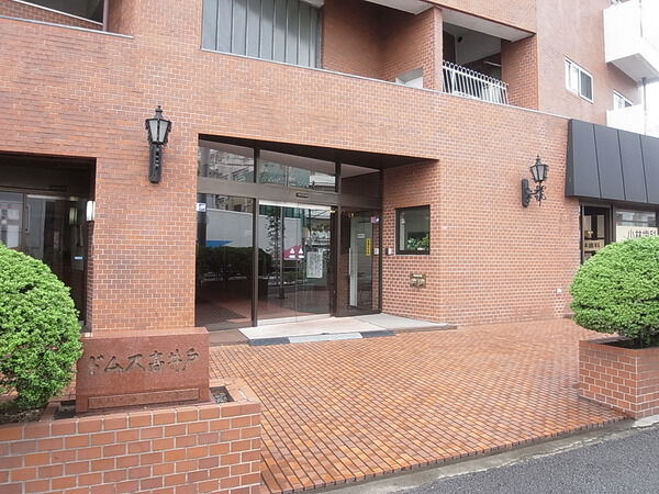 【ドムス高井戸】エントランス 【ドムス高井戸】エントランス