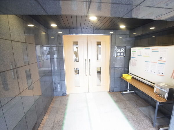 【OLIO中野】エントランス