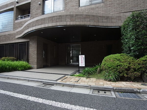 【中野富士見町パークハウス】エントランス