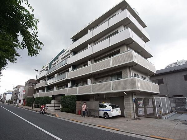 【セーナ中野南台】外観