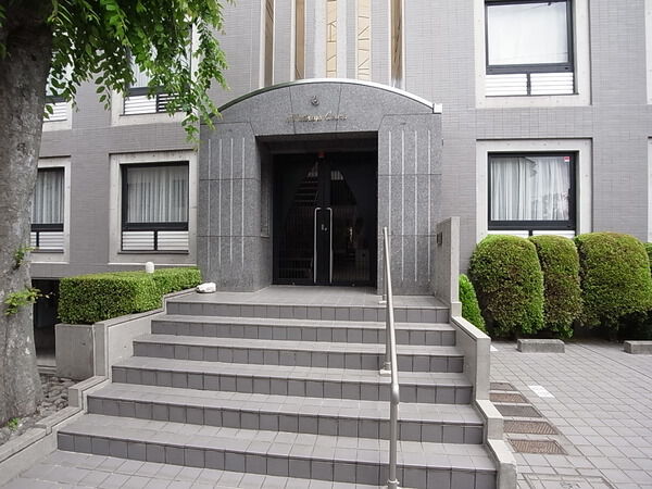 【マイトレイヤーコート】エントランス