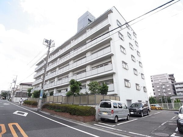 【日商岩井弥生町マンション】外観