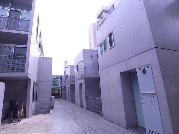 【代田タウンハウス】外観２