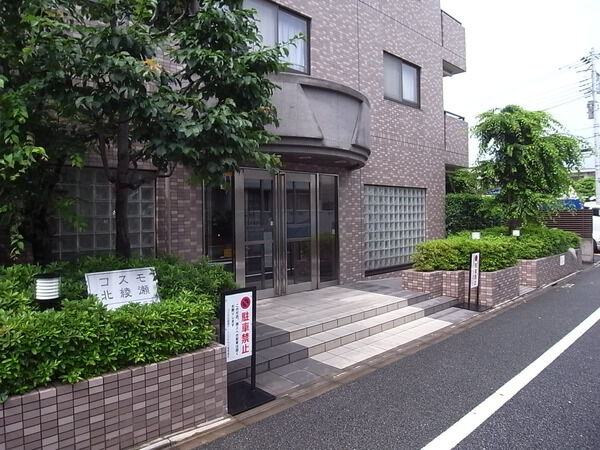 【コスモ北綾瀬クィーンズテラス】エントランス 【コスモ北綾瀬クィーンズテラス】エントランス