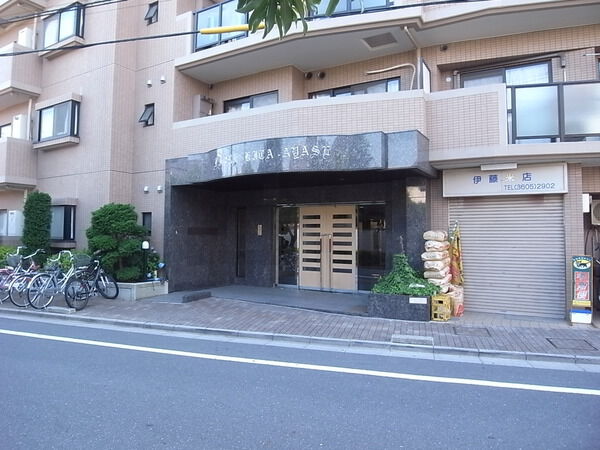 【フィオーレ北綾瀬】エントランス 【フィオーレ北綾瀬】エントランス