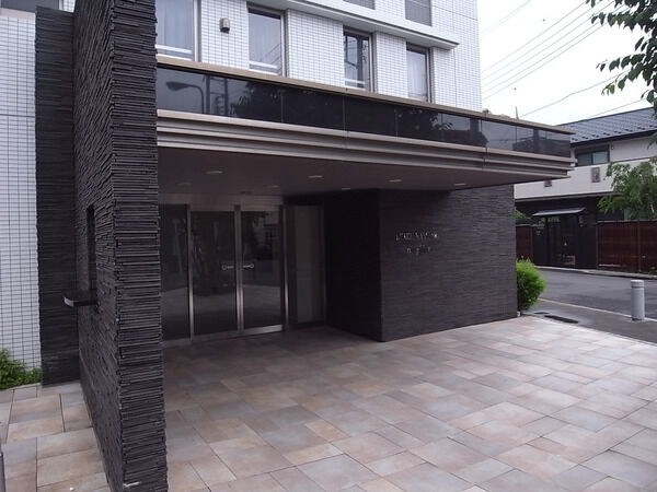 【レクセル亀有リバーサイド】エントランス