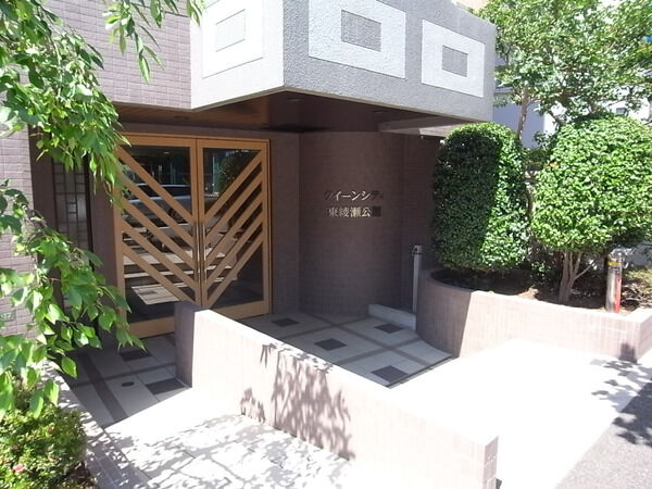 【クイーンシティ東綾瀬公園】エントランス