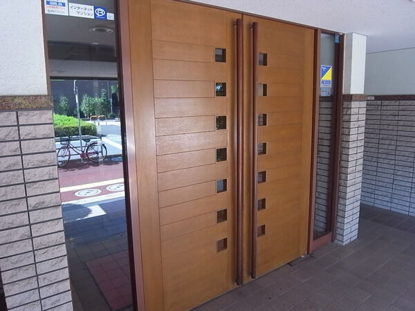 【モアステージ北綾瀬】エントランス 【モアステージ北綾瀬】エントランス