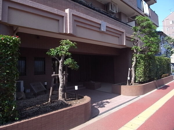 【藤和シティホームズ北綾瀬Ⅱ】エントランス 【藤和シティホームズ北綾瀬Ⅱ】エントランス