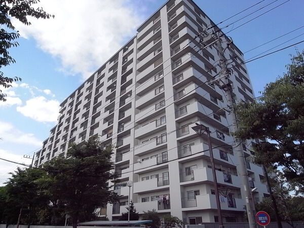 【東建金町マンション】外観写真